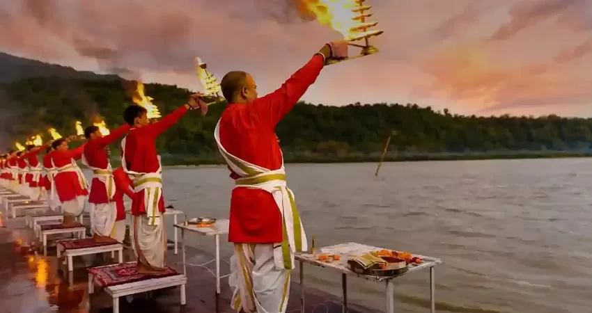 Haridwar Rishikesh Tour 3 Days - UK03